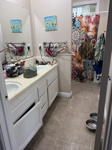 1 Room in a shared home.  