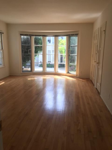 Charming 1 Bed + Den/1 Bath in Prime Westwood Location Near UCLA  with Hardwood Floors!