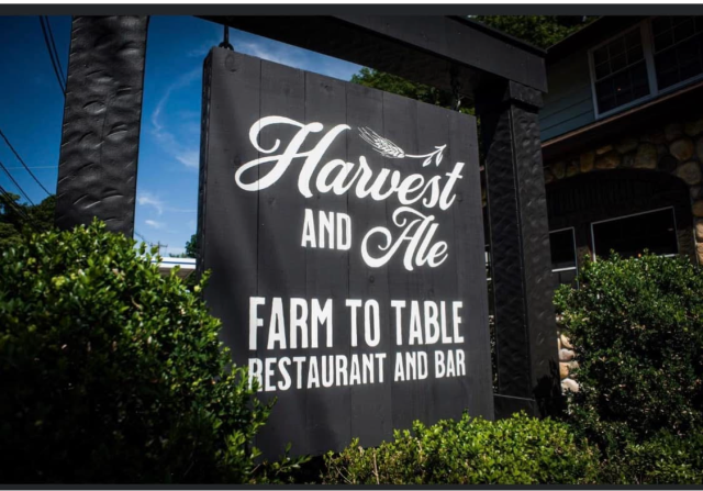 Server and Bartender, Farm-to-Table Restaurant (Oakland, NJ)