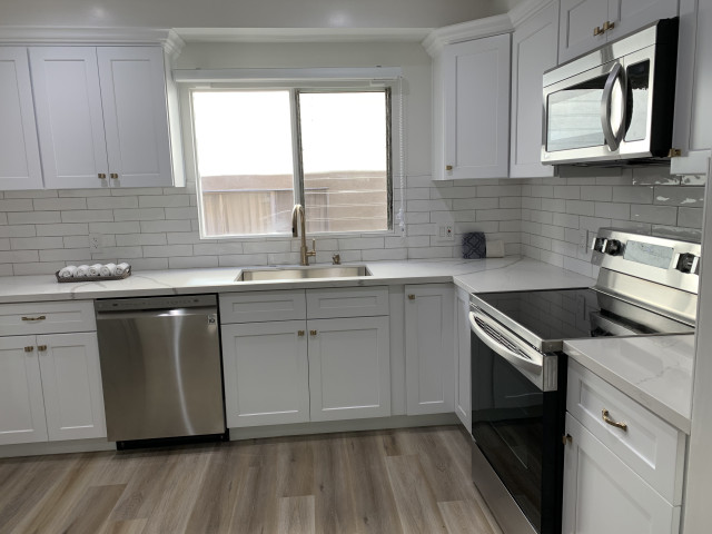 3bdr/3 bath Apt close to UCLA & shops