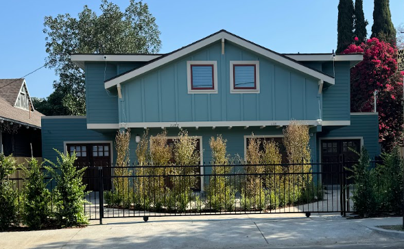 $900+ PRIVATE ROOMS AVAILABLE IN AUGUST 