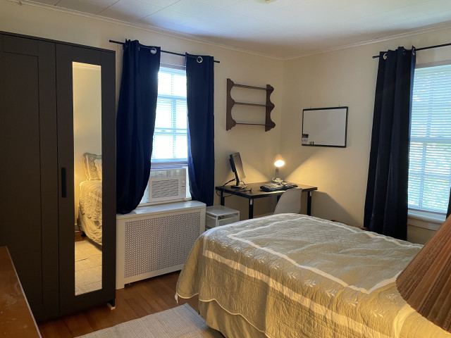 Off Campus Private Room for Rent