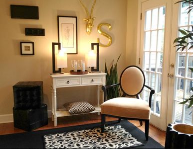 Lovely Contemporary Renovated Student Housing 