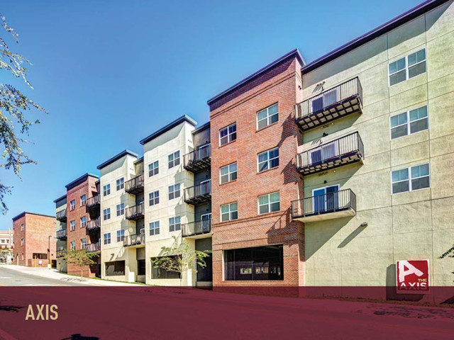 Sublease 1x1 in 4x4 stadium centre axis in college town