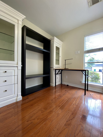 Clean Off-Campus Housing- Accepting Applications for 2025-2026 Academic Year