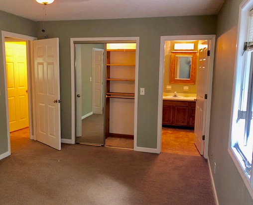 3BR/2.5BA Townhome – Walk to Wolfline, Minutes from NC State – July Move-In