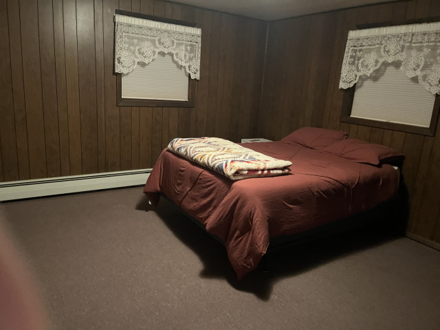 Large furnished 1BR 5 min to Seminary Ridge