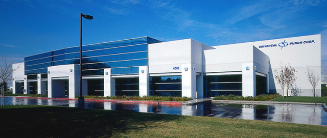 Production manufacturing machinest 