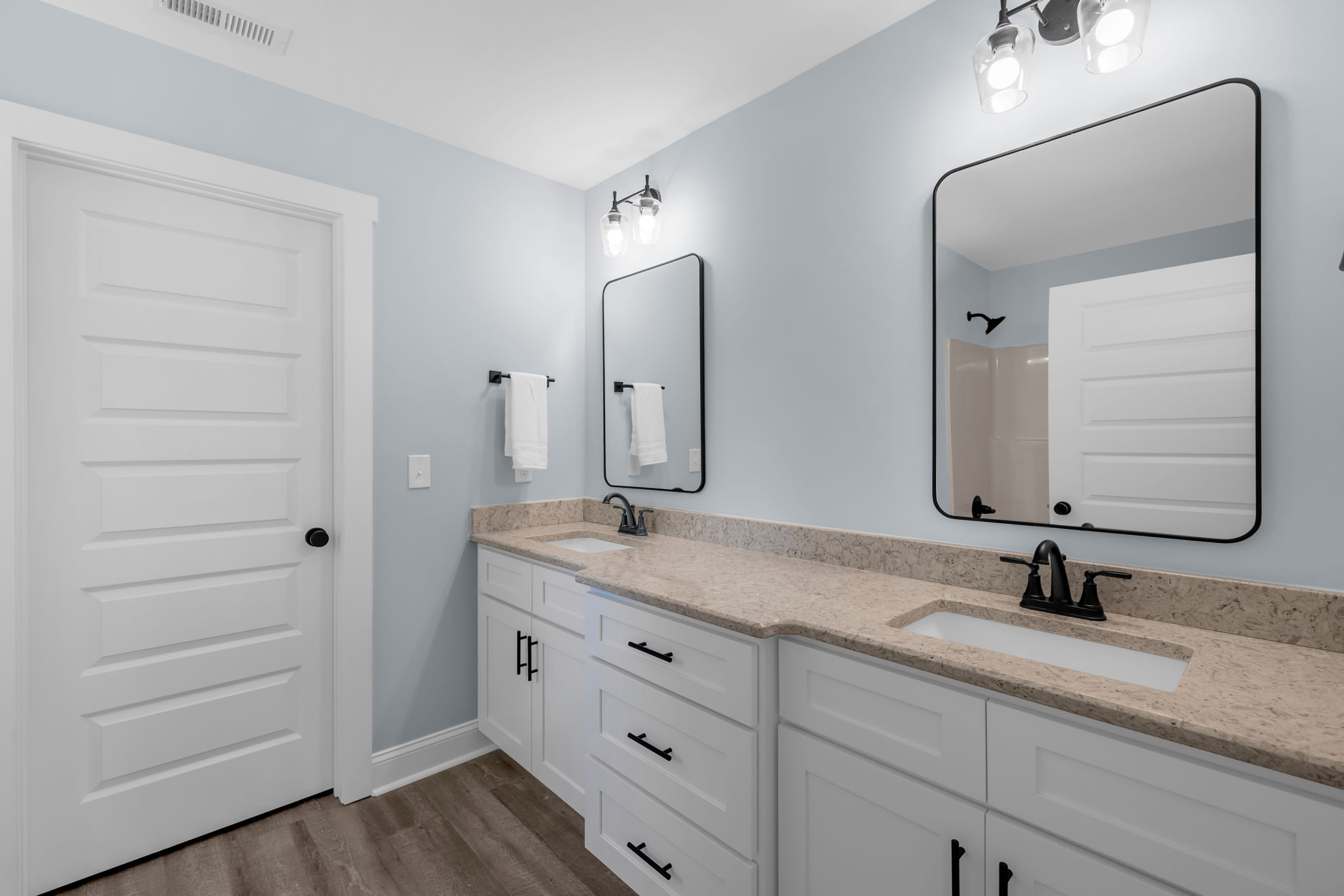 LUXURY DUPLEX FOR STUDENTS