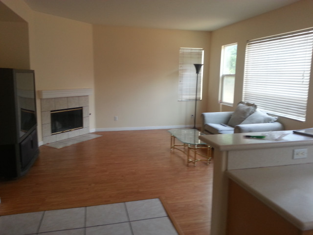 Room 7 minutes to University of California, Riverside and other college.