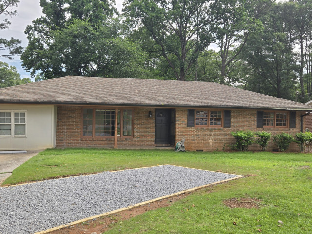 Updated ranch home CLOSE to Mercer /Emory /Oglethorpe Universities