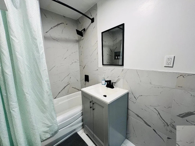 Awesome Furnished Apartment