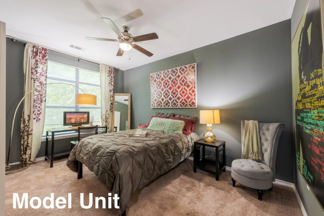 West Campus 4br and 4bth apartment Subleasing