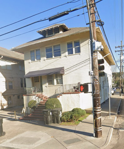 Sublet right by Tulane Campus