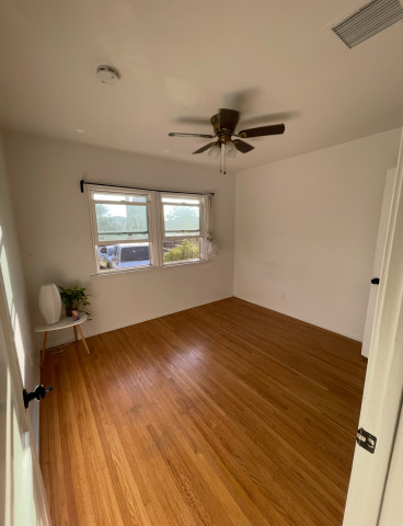 Room for rent in spacious, clean Mar Vista home