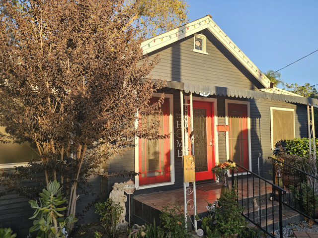 Rooms available in Charming Home, Great Location near CBU