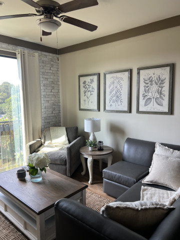 Subleasing a 1 Bed/1 Bath Apartment for the 2025-2026 School Year