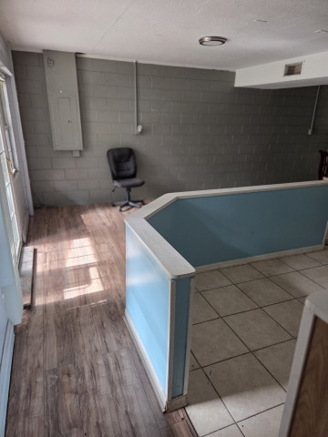 House apartment 1200 sgft