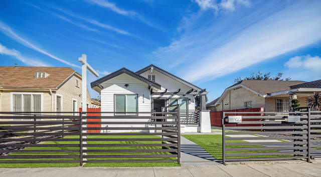 USC Duplex For Rent