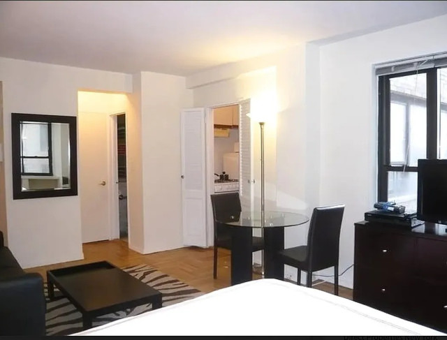 Bright, Spacious Studio