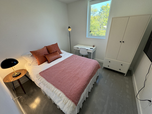 Furnished room at Downtown
