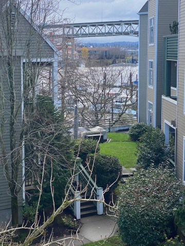 RiverPlace Condo