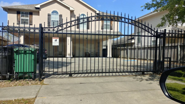 Room for Rent: Prime UH Location with All the Perks!