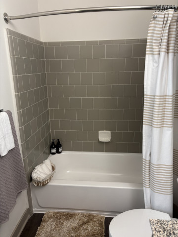 2 Bedroom: District on Apache