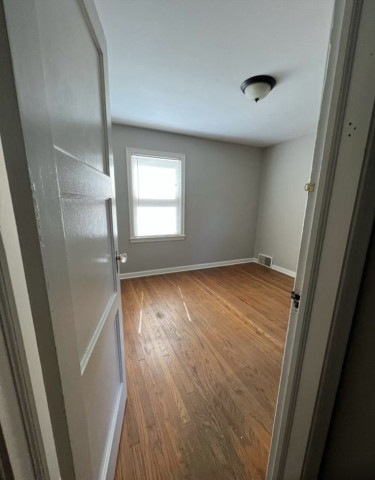 Room available in house