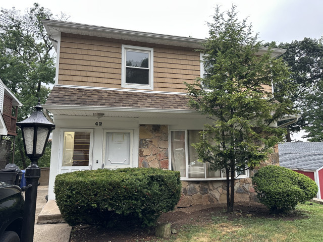 2 BR Apt, Wagner College 3 min Walking Distance